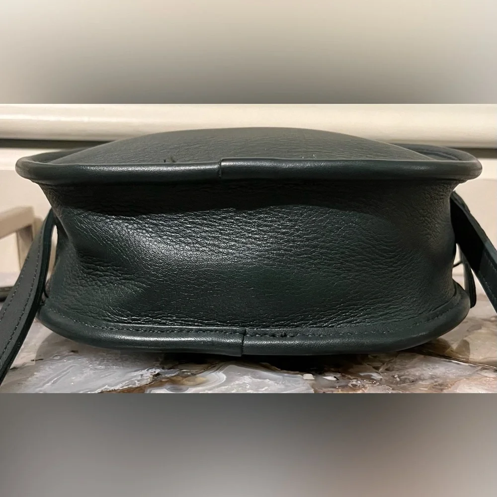 Green Vintage Coach Canteen Bag! - Picture 4 of 16